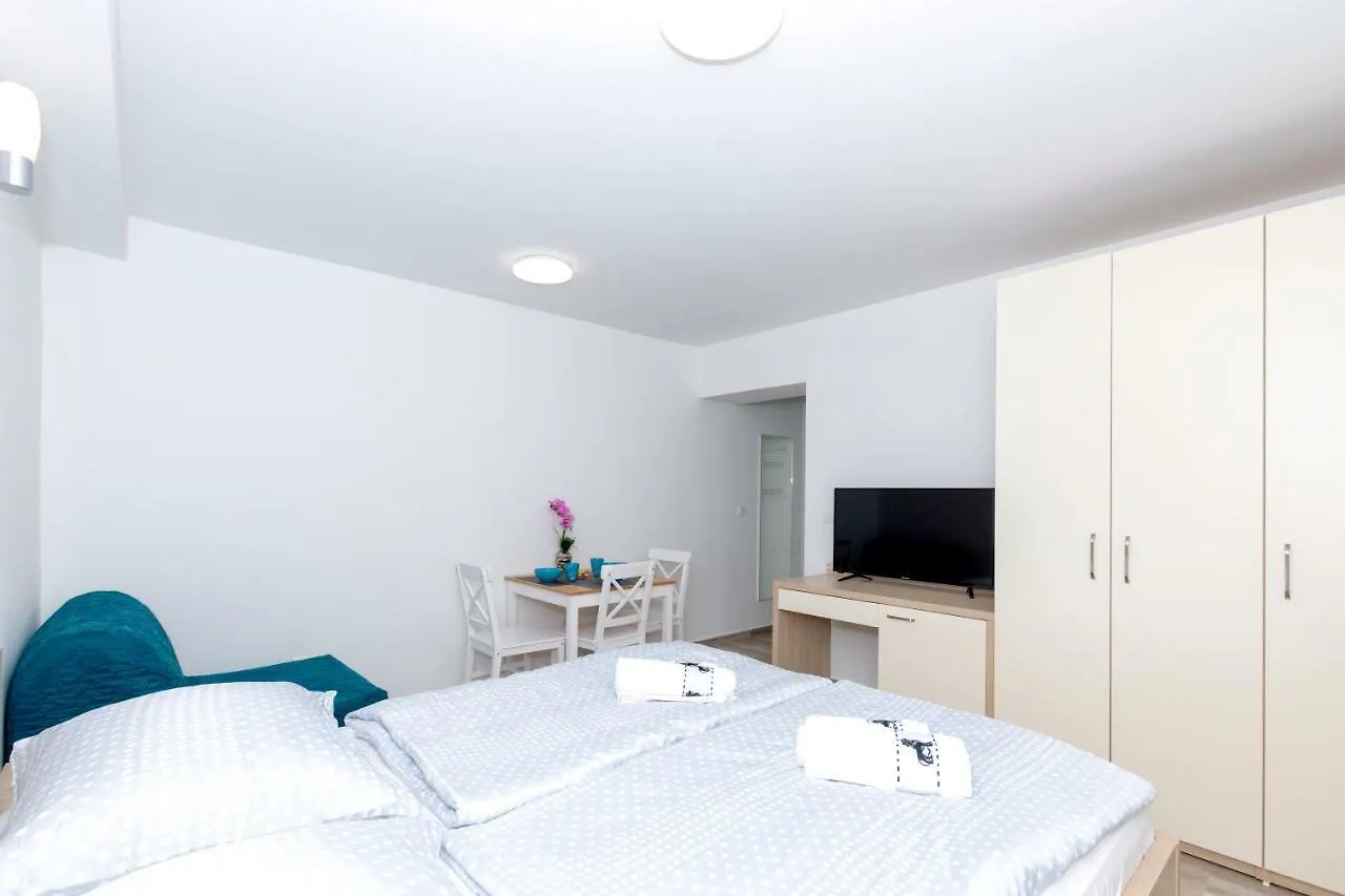Apartments West Coast 스플리트